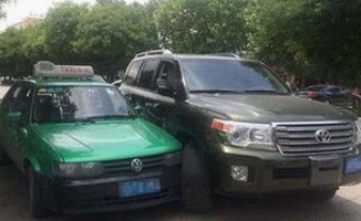 免费吃瓜大全QQ群与吃瓜娱乐联盟:网络热门事件中的两大聚集地